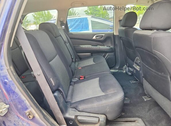 5N1DR2MM7JC644266 2018 NISSAN PATHFINDER Blue Vista interior trasera