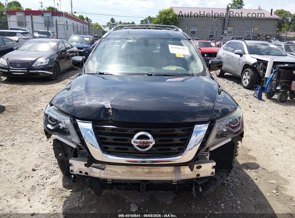 5N1DR2MM8HC693440 2017 NISSAN PATHFINDER Black Вид задньої частини салону