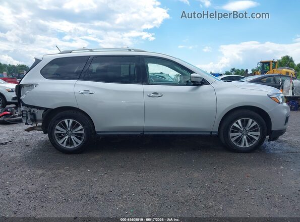 5N1DR2MM8JC607761 2018 NISSAN PATHFINDER Silver 360 interior view