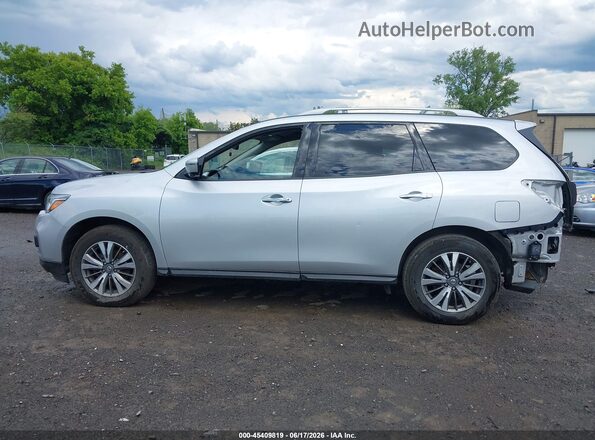 5N1DR2MM8JC607761 2018 NISSAN PATHFINDER Silver 