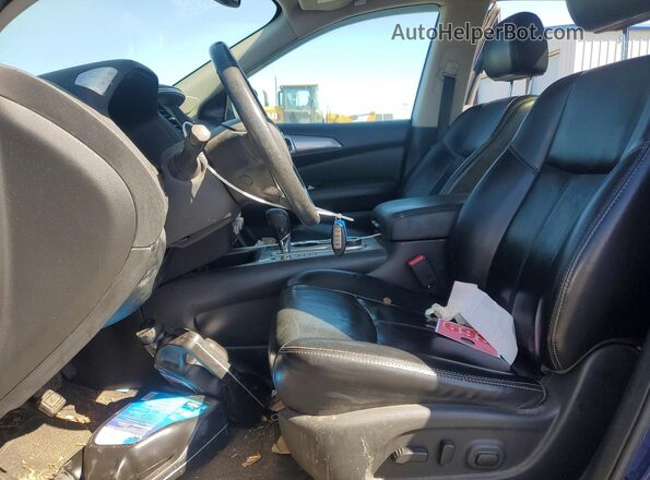 5N1DR2MM9HC900322 2017 NISSAN PATHFINDER Blue Widok wnętrza z przodu