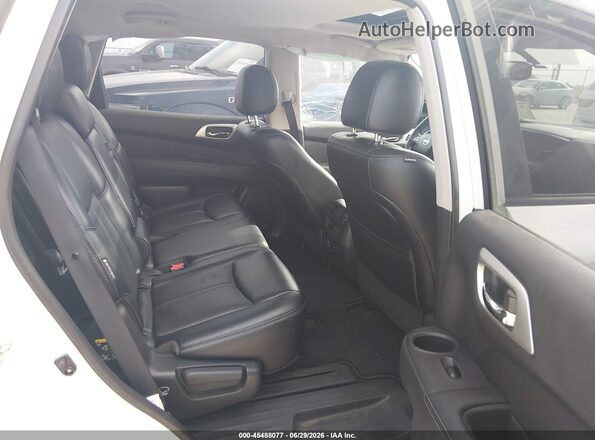 5N1DR2MM9JC619658 2018 NISSAN PATHFINDER White VIN sticker view