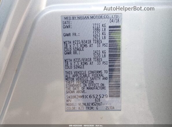 5N1DR2MM9JC652529 2018 NISSAN PATHFINDER Silver Widok komory silnika