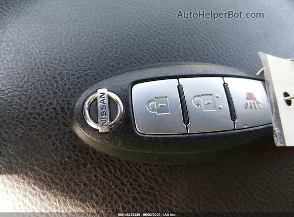 5N1DR2MM9JC652529 2018 NISSAN PATHFINDER Silver Widok deski rozdzielczej