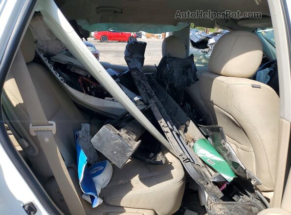 5N1DR2MN0JC631898 2018 NISSAN PATHFINDER White Vista interior trasera