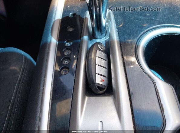 5N1DR2MN0JC668479 2018 NISSAN PATHFINDER Серебряный Вид панели приборов