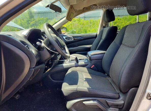 5N1DR2MN0KC625472 2019 NISSAN PATHFINDER Silver Widok wnętrza z przodu