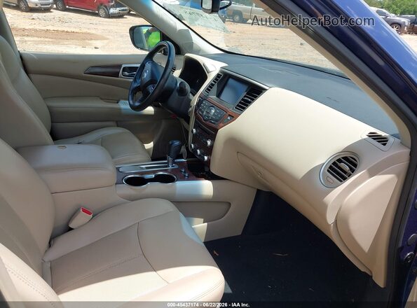 5N1DR2MN2HC652522 2017 NISSAN PATHFINDER Blue Front interior view