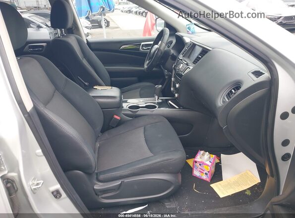5N1DR2MN2KC580860 2019 NISSAN PATHFINDER Silver Front interior view