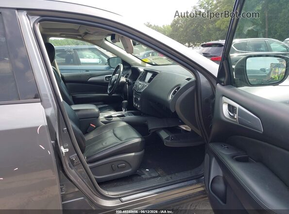 5N1DR2MN3JC665916 2018 NISSAN PATHFINDER Black Front interior view