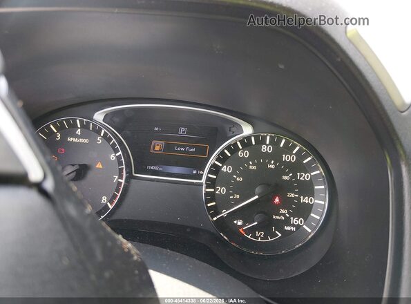 5N1DR2MN5HC659187 2017 NISSAN PATHFINDER Red Vista de los asientos traseros