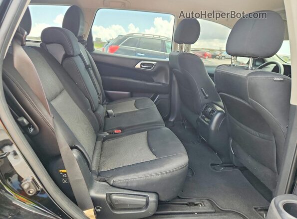 5N1DR2MN5HC671307 2017 NISSAN PATHFINDER Black 