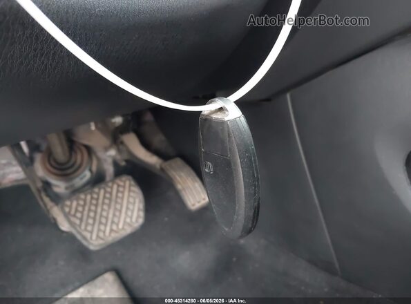 5N1DR2MN5HC913190 2017 NISSAN PATHFINDER Red Dashboard view