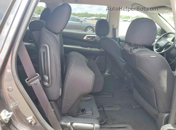 5N1DR2MN6JC606021 2018 NISSAN PATHFINDER Gray Rear interior view