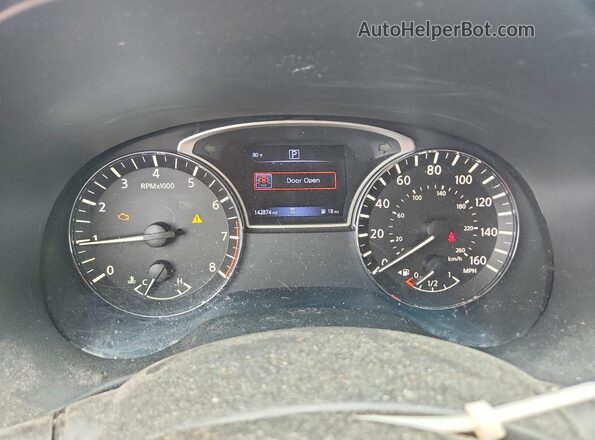 5N1DR2MN6JC618556 2018 NISSAN PATHFINDER Black Սարքավորումների վահանակի տեսք