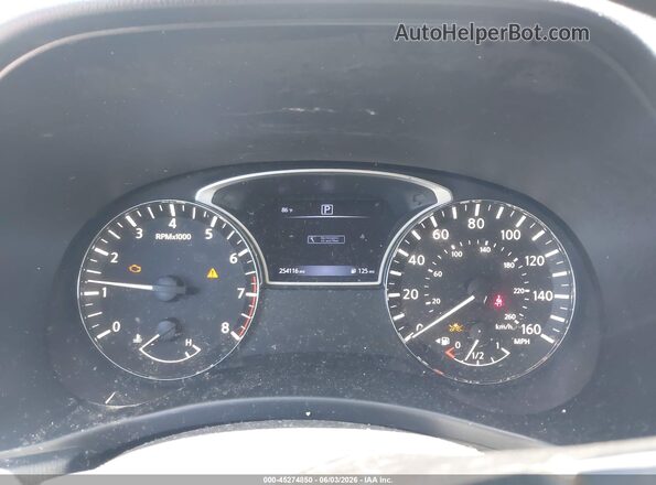 5N1DR2MN6JC674500 2018 NISSAN PATHFINDER Silver უკანა სავარძლების ხედი