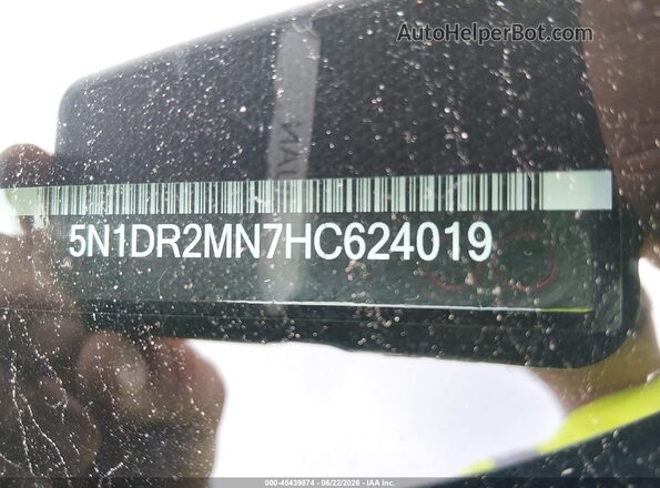 5N1DR2MN7HC624019 2017 NISSAN PATHFINDER Black 