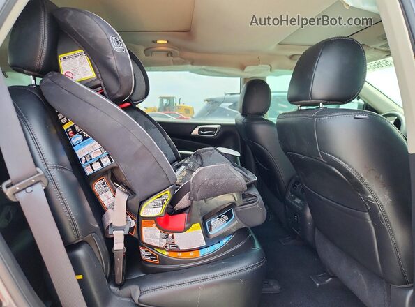 5N1DR2MN7HC650412 2017 NISSAN PATHFINDER Gray Vista interior trasera