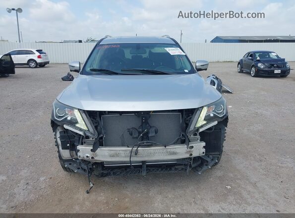 5N1DR2MN7JC610577 2018 NISSAN PATHFINDER Silver Вид задньої частини салону