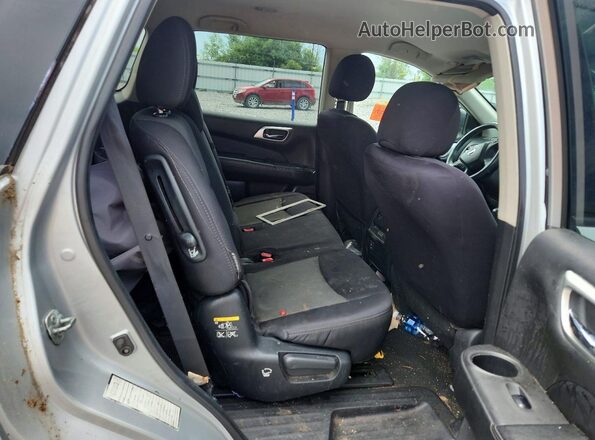 5N1DR2MN7JC616217 2018 NISSAN PATHFINDER Silver Вид задніх сидінь