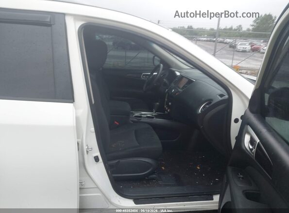 5N1DR2MN8HC686495 2017 NISSAN PATHFINDER White Front interior view