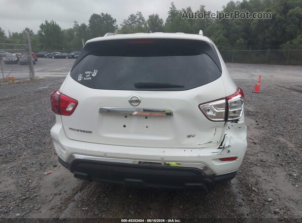 5N1DR2MN8HC686495 2017 NISSAN PATHFINDER White 