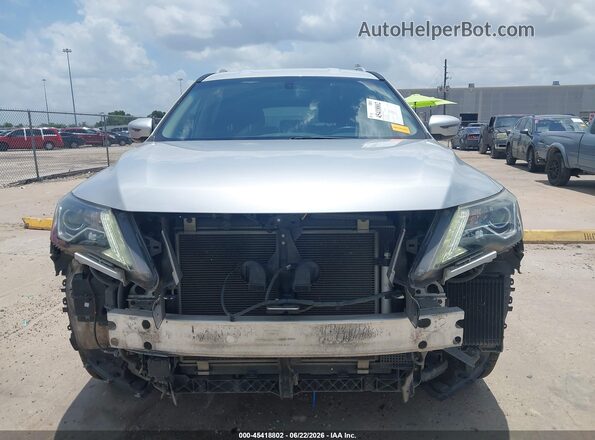 5N1DR2MN8KC651950 2019 NISSAN PATHFINDER Silver Widok wnętrza z tyłu