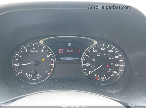 5N1DR2MN9JC640633 2018 NISSAN PATHFINDER Black უკანა სავარძლების ხედი