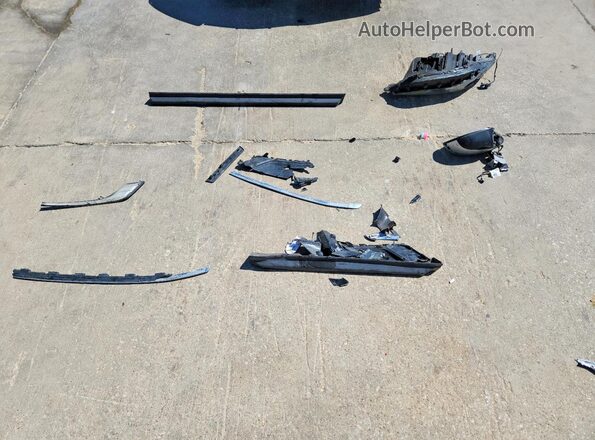 5N1DR2MN9KC585506 2019 NISSAN PATHFINDER Silver Engine compartment view
