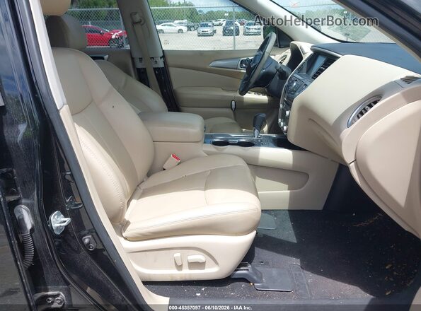 5N1DR2MNXHC621275 2017 NISSAN PATHFINDER Black Սալոնի դիմացի տեսք
