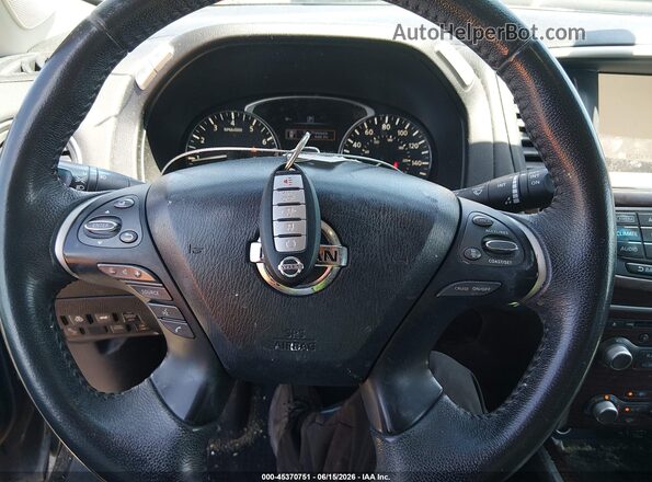 5N1DR2MNXHC631028 2017 NISSAN PATHFINDER Black Widok deski rozdzielczej