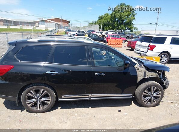 5N1DR2MNXHC631028 2017 NISSAN PATHFINDER Black Widok wnętrza 360 stopni