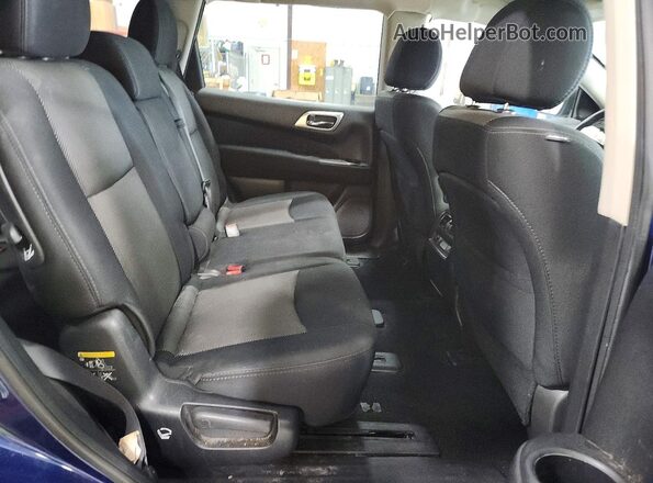 5N1DR2MNXHC644412 2017 NISSAN PATHFINDER Blue Вид задньої частини салону