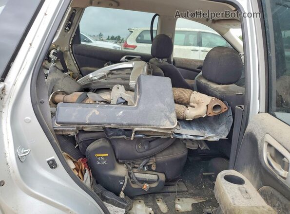 5N1DR2MNXJC603719 2018 NISSAN PATHFINDER Серебряный Вид задней части салона