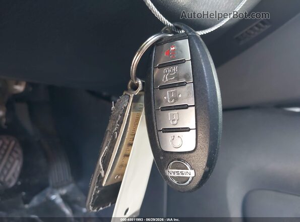 5N1DR2MNXKC633305 2019 NISSAN PATHFINDER Silver Widok deski rozdzielczej