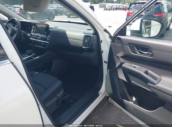 5N1DR3BA5SC227390 2025 NISSAN PATHFINDER White Вид салону спереду