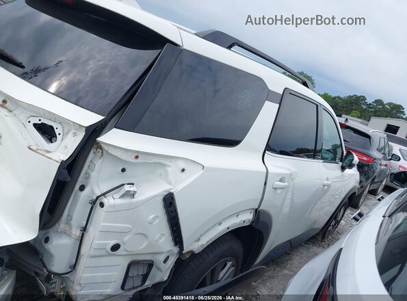5N1DR3BA5SC227390 2025 NISSAN PATHFINDER White Вид задньої частини салону