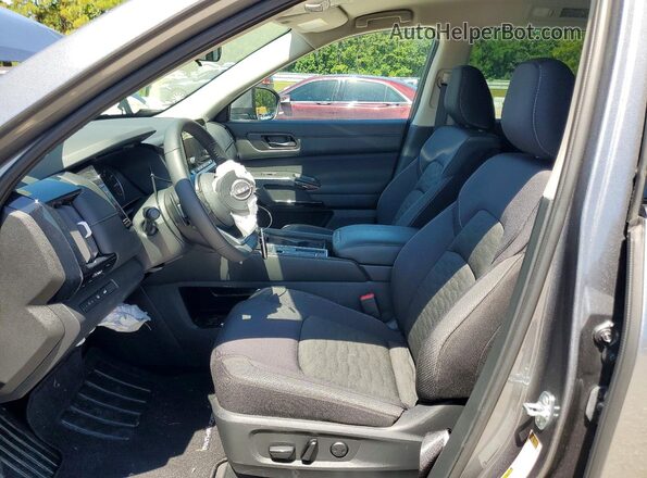 5N1DR3BA6SC315719 2025 NISSAN PATHFINDER Gray Widok wnętrza z przodu