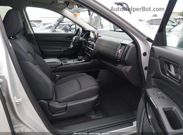 5N1DR3BC1PC247676 2023 NISSAN PATHFINDER Silver წინა სალონის ხედი