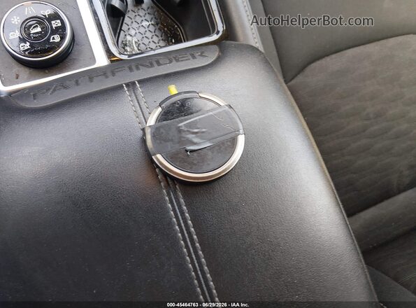 5N1DR3BC8PC242412 2023 NISSAN PATHFINDER Белый Вид панели приборов