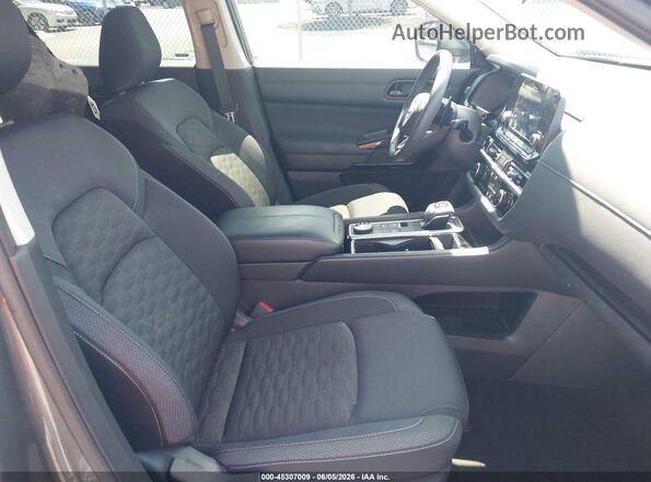 5N1DR3BC9SC293314 2025 NISSAN PATHFINDER Gray Vista interior delantera