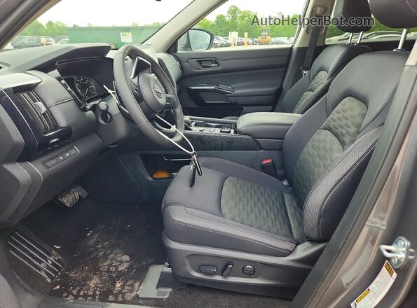 5N1DR3BD0SC310770 2025 NISSAN PATHFINDER Gray წინა სალონის ხედი