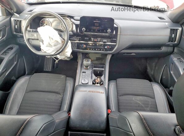 5N1DR3BD3PC264200 2023 NISSAN PATHFINDER Red Vista del salpicadero
