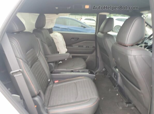 5N1DR3BD4SC247799 2025 NISSAN PATHFINDER White 