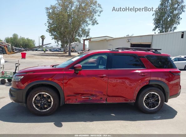 5N1DR3BD9PC220721 2023 NISSAN PATHFINDER Бордовый Панорамный вид салона 360°