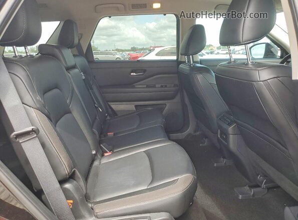 5N1DR3CA0RC211641 2024 NISSAN PATHFINDER Black Rear interior view
