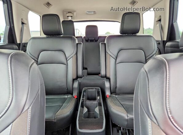 5N1DR3CB1RC238047 2024 NISSAN PATHFINDER Gray Rear seats view