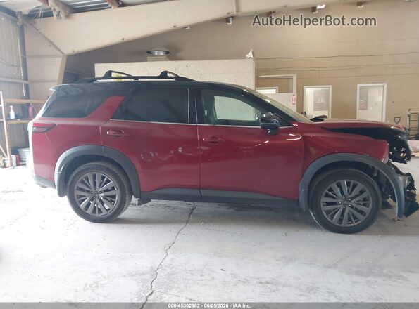 5N1DR3CB2RC247033 2024 NISSAN PATHFINDER Красный Панорамный вид салона 360°