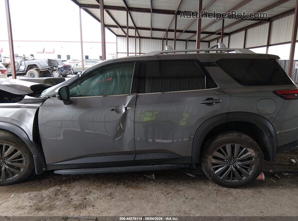 5N1DR3CB2SC205810 2025 NISSAN PATHFINDER Gray Vista interior trasera