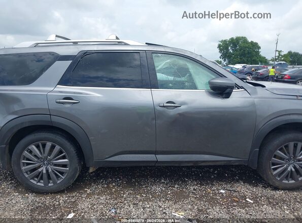 5N1DR3CB8NC270987 2022 NISSAN PATHFINDER Gray Rear interior view